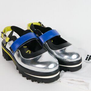 iRi - SAANY Silver Leather - NWOT - Size 37